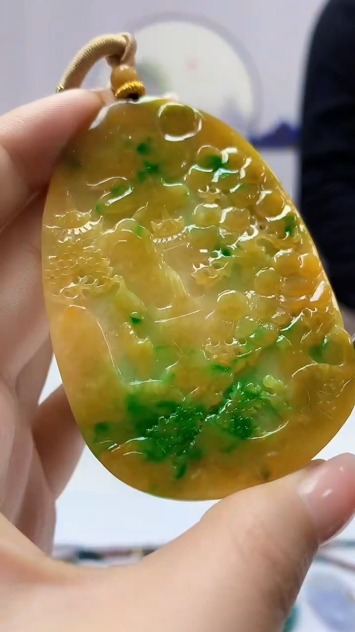 【闪购商品】定制翡翠未镶嵌5145mm-毛货挂件74