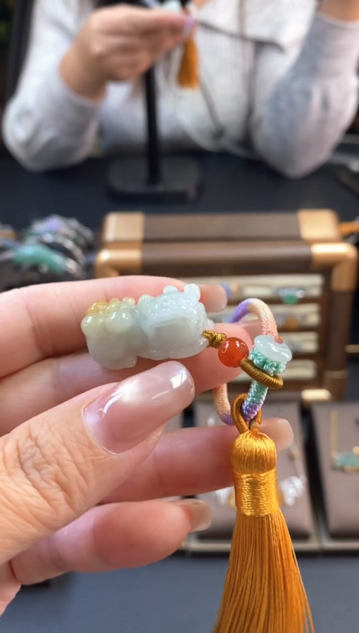 颈饰银S925镶嵌翡翠长****?2931