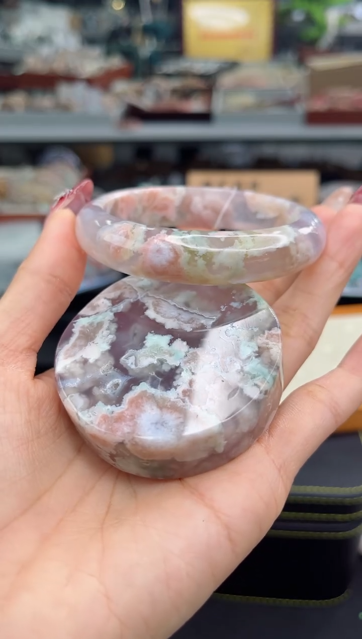 【闪购商品】石英质玉手镯未镶嵌58圈口（赠品镯心）R6126