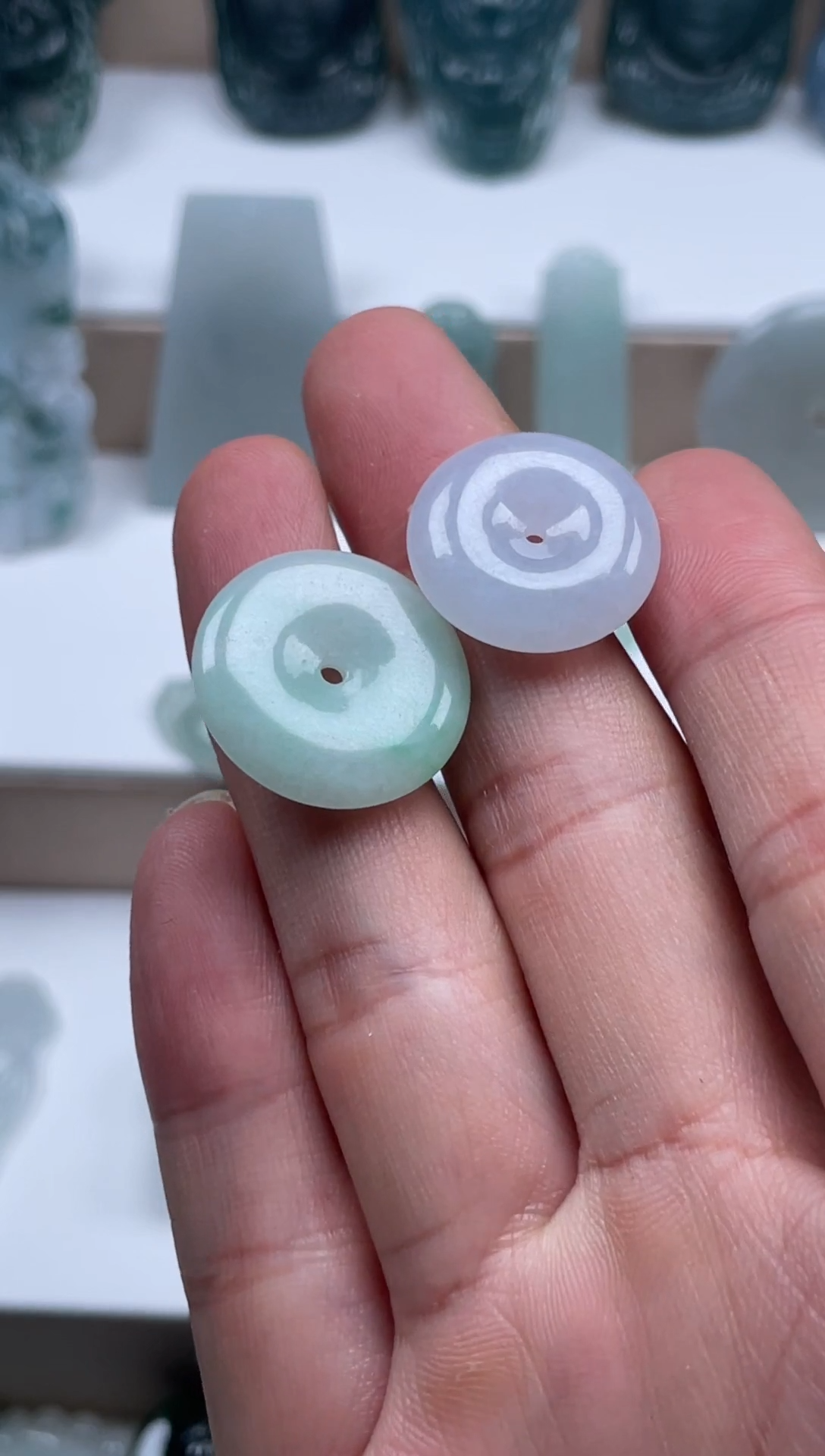 颈饰未镶嵌翡翠?**槃天然翡翠A货