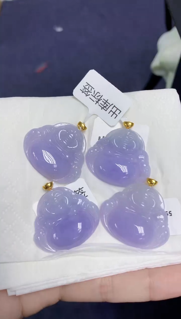 翡翠18K金镶嵌颈饰天然缅甸翡翠A货多样性发其一