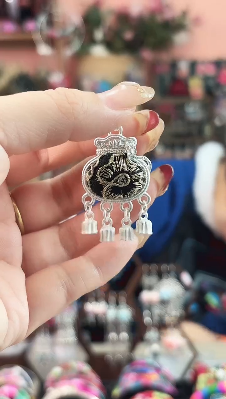 艺枝独绣手工饰品98