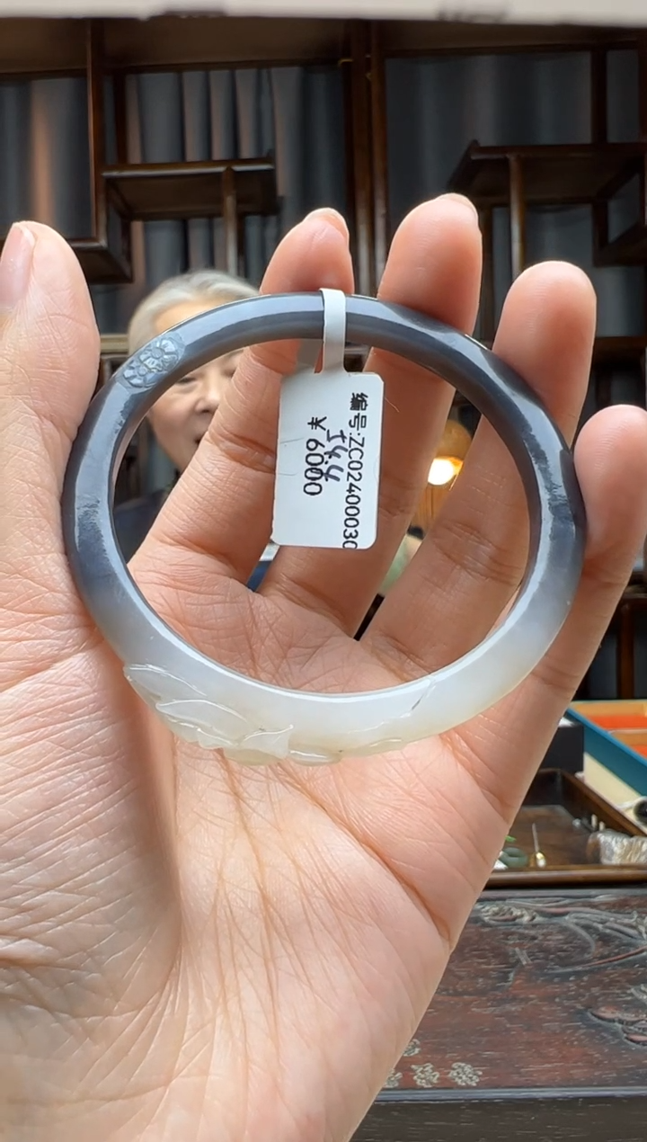 【闪购商品】和田玉颈饰未镶嵌手镯  54.4