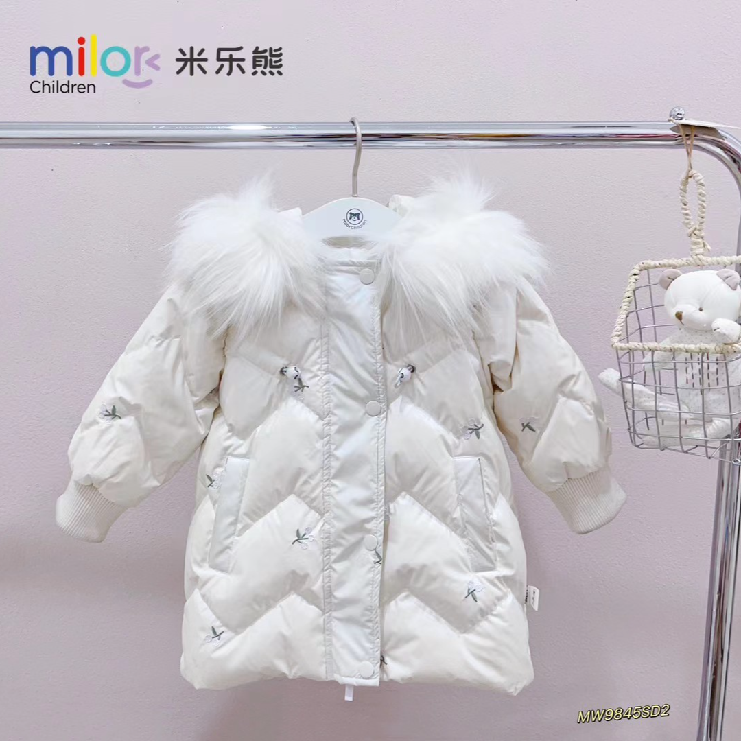 8452【羽绒服】米乐熊女宝宝极寒外套儿童冬中长季新款连帽加厚