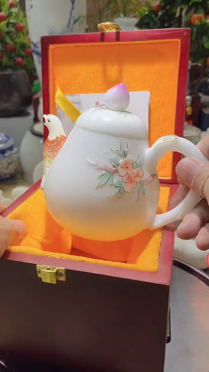 瓷片德艺茶器直播间@@588桃壶嘴遐思