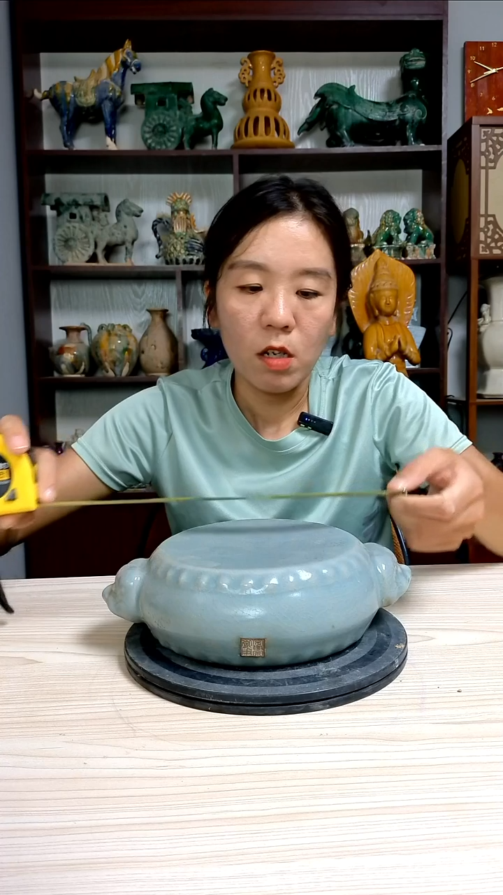 经典精美复古风格瓷器
