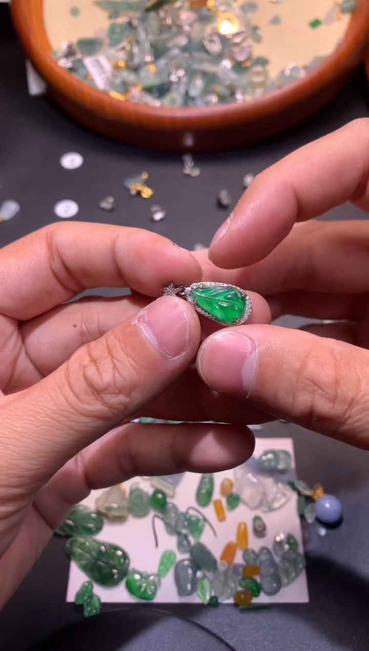 【闪购商品】翡翠吊坠(不含链)银S925镶嵌1