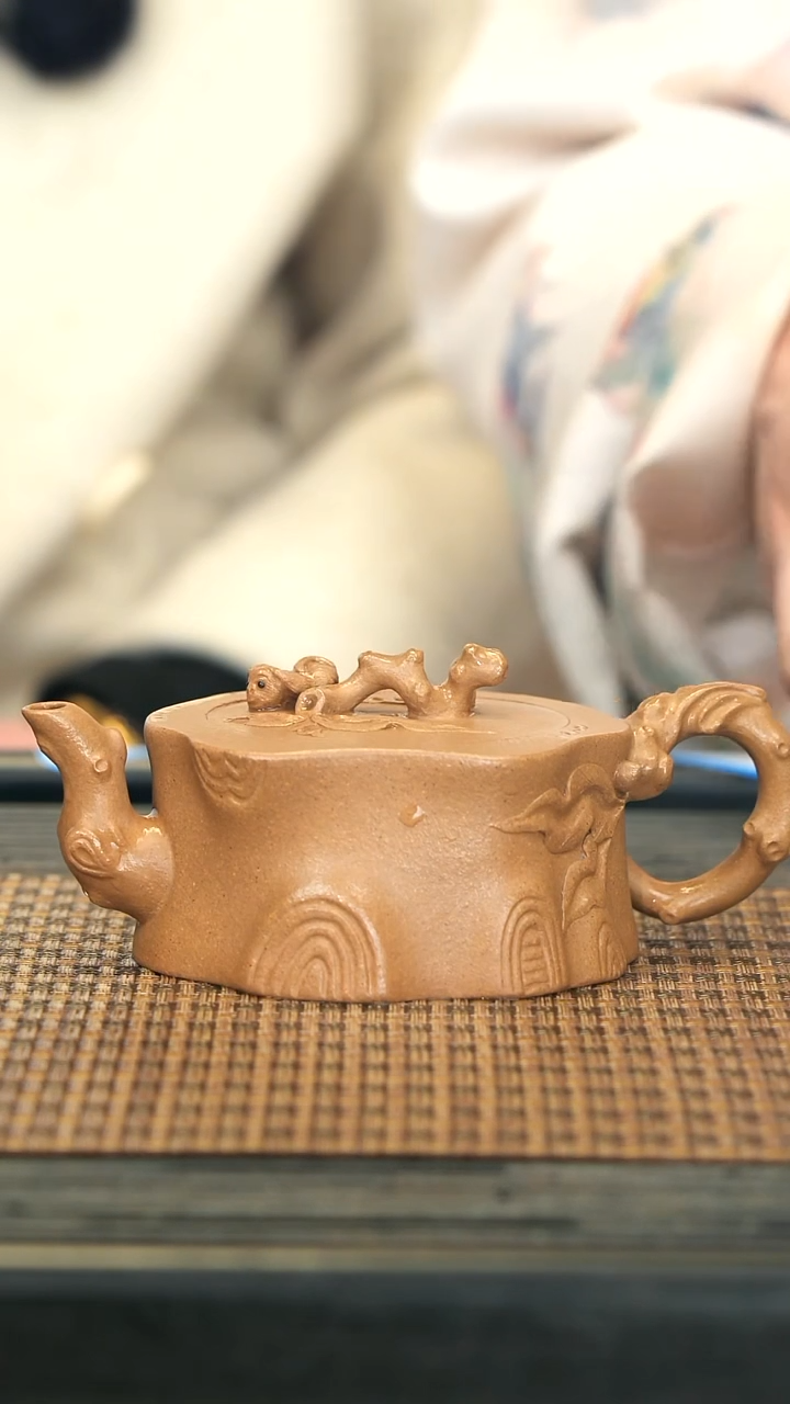 【闪购商品】紫砂茶壶THF58桃桩 冷金黄