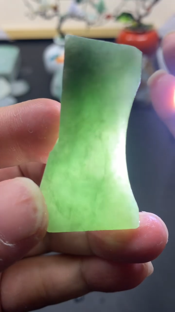 【闪购商品】翡翠颈饰未镶嵌天然翡翠A货