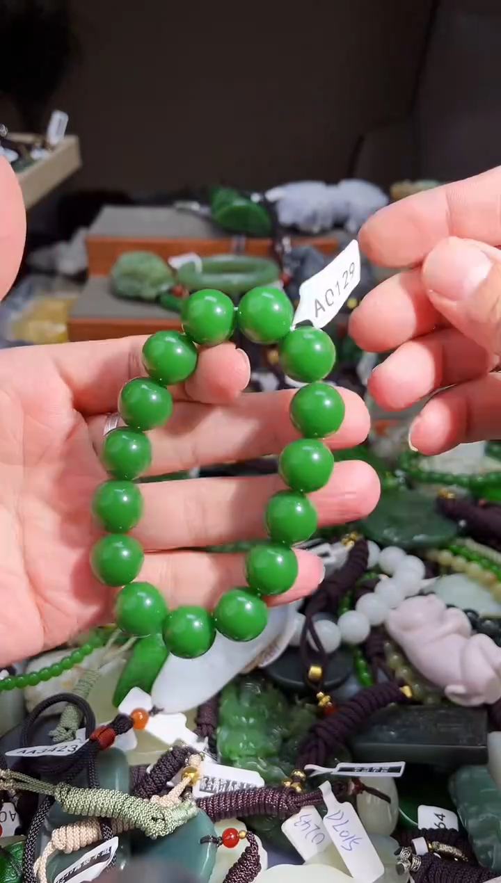 玉未镶嵌  拍一发一