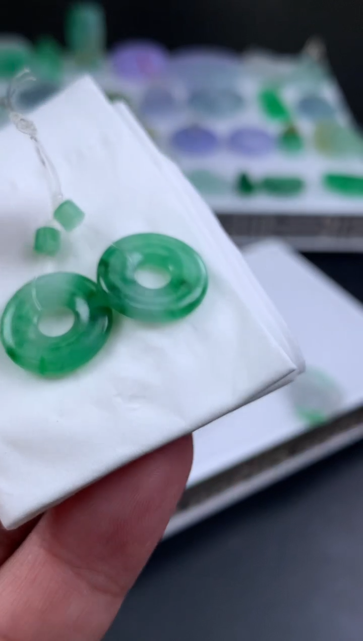 【闪购商品】定制翡翠未镶嵌翡翠