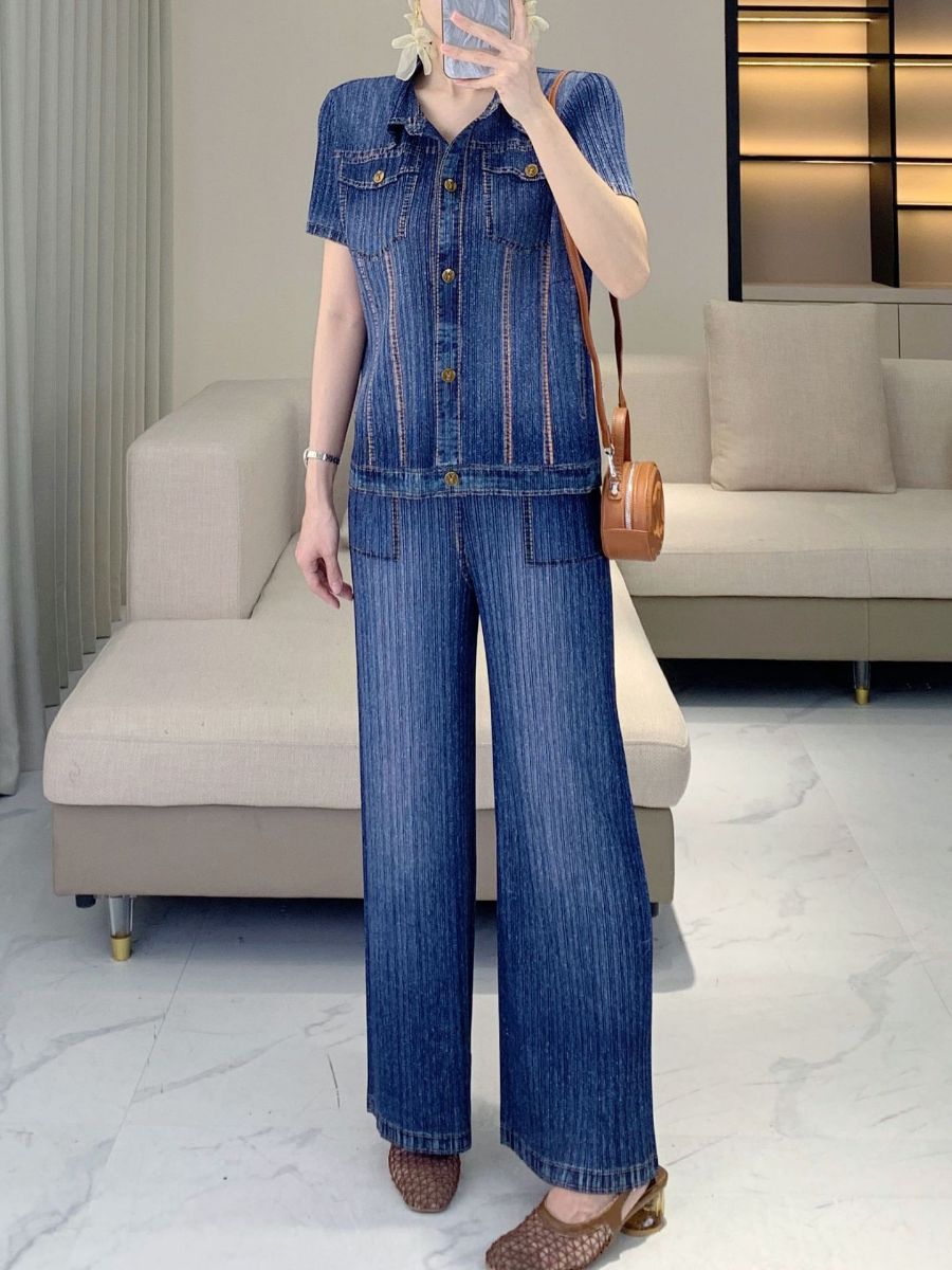 三宅依褶皱2025新款高级感简约时尚复古仿牛仔套装休闲两件套