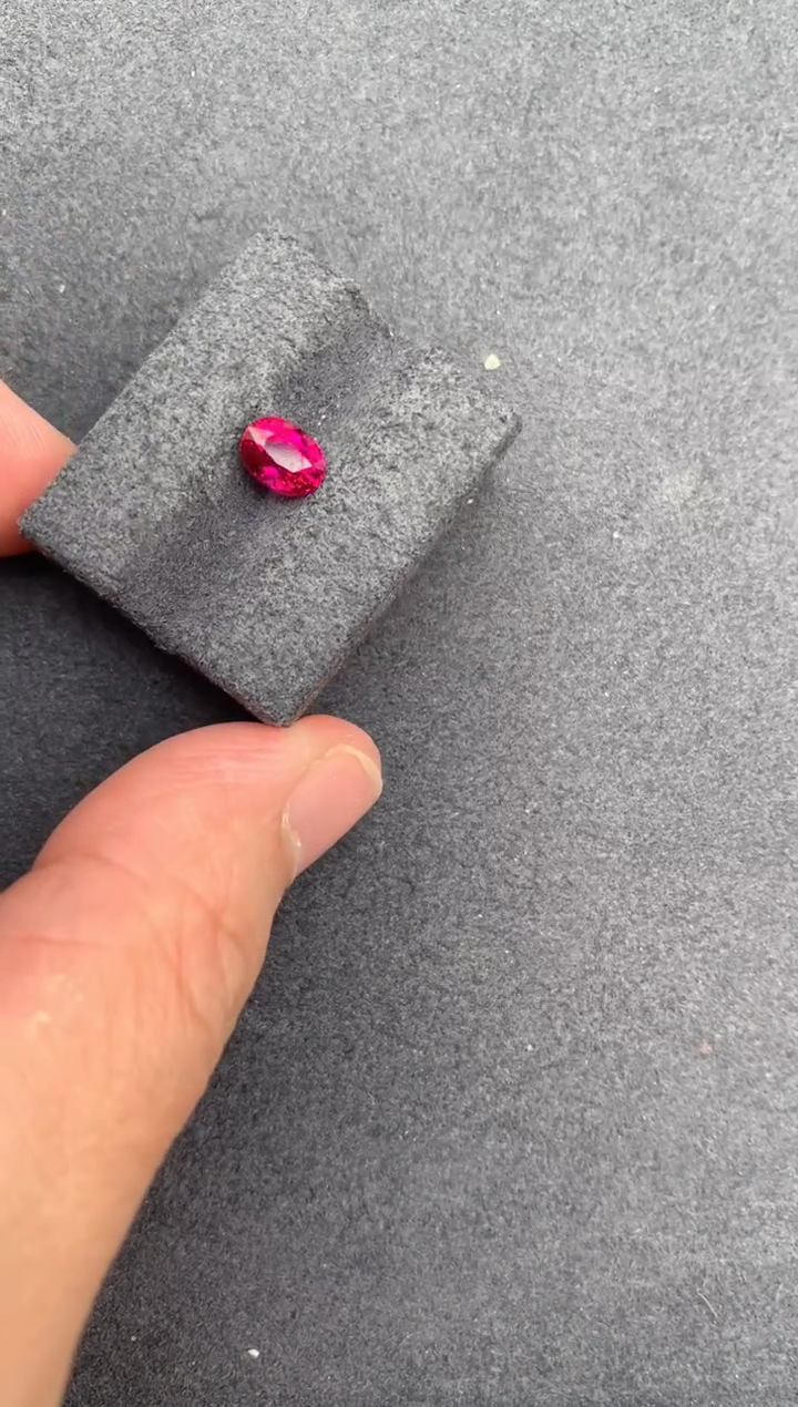 【闪购商品】红宝石裸石未镶嵌1ct鸽血红