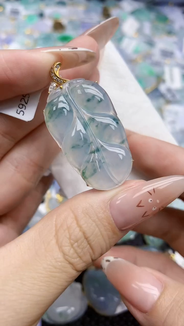 翡翠挂件18K金镶嵌614   天然翡翠A货