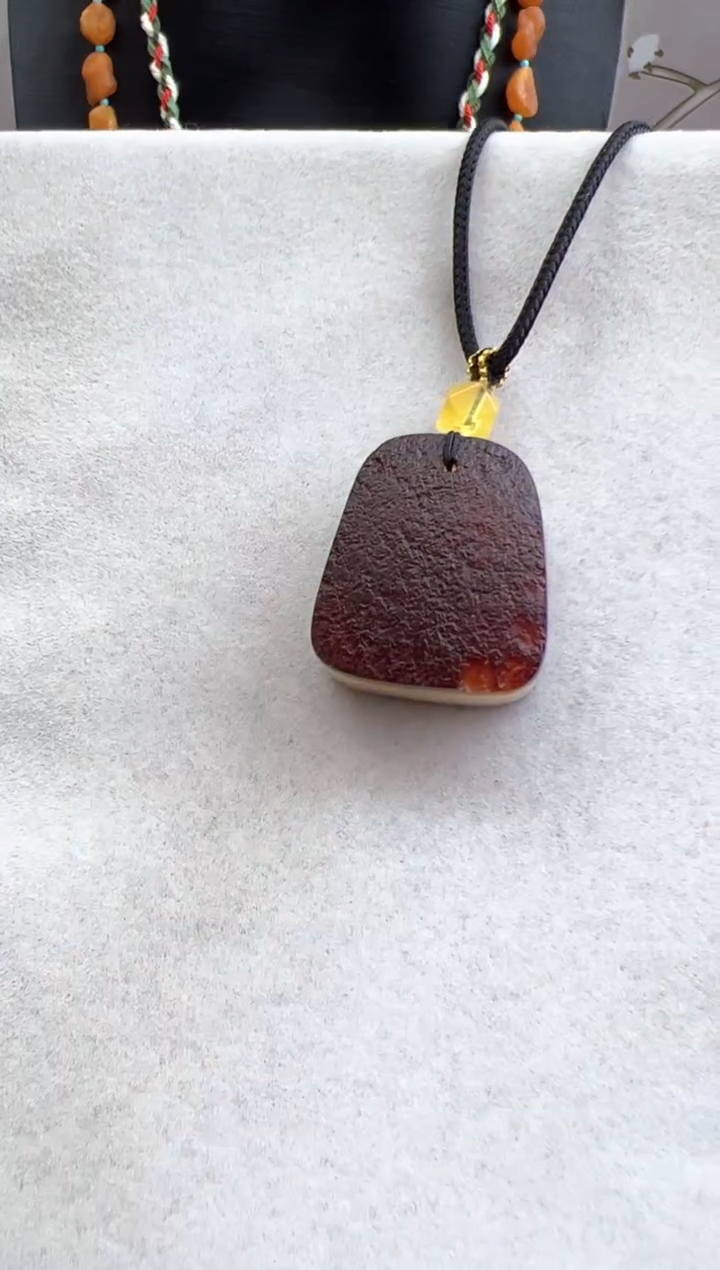 【闪购商品】琥珀裸石未镶嵌10218214-吊坠