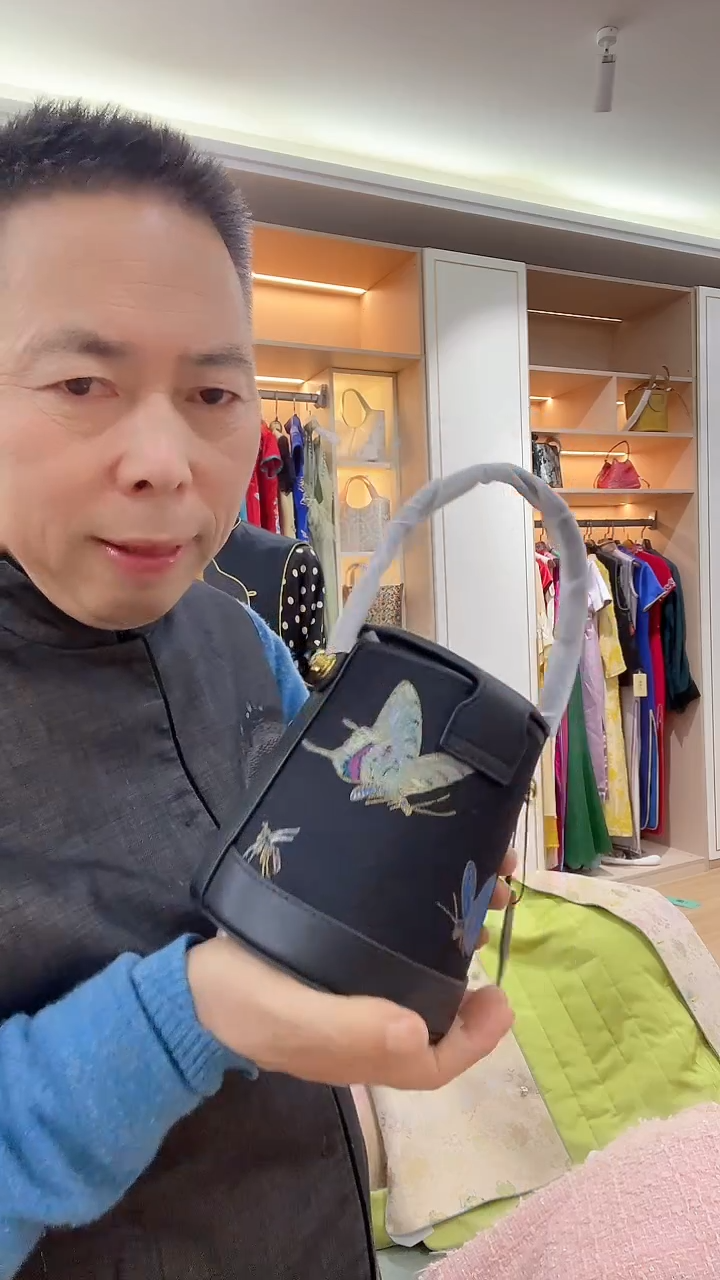 织绣宋锦定制款手工真皮包包 299