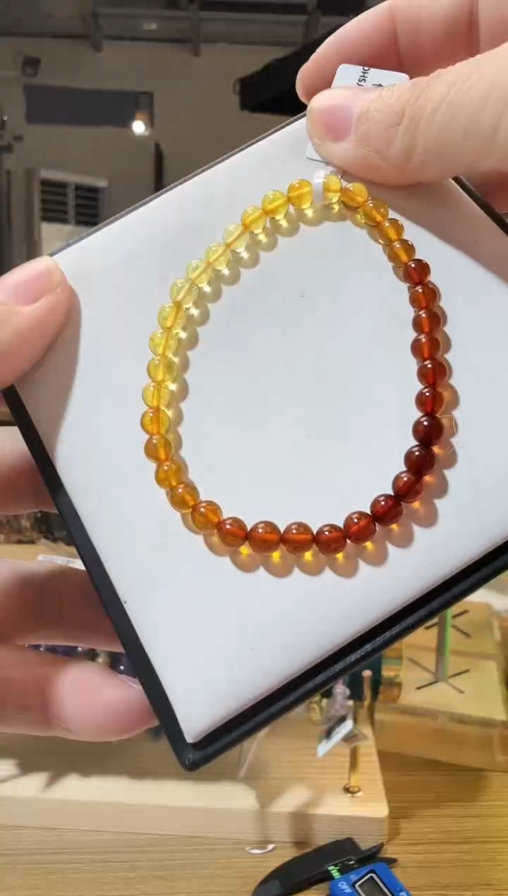 手链琥珀未镶嵌优1158 约5mm