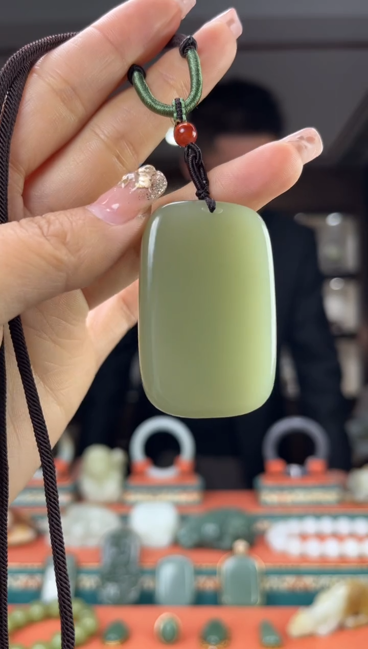 【闪购商品】和田玉颈饰未镶嵌佩佩