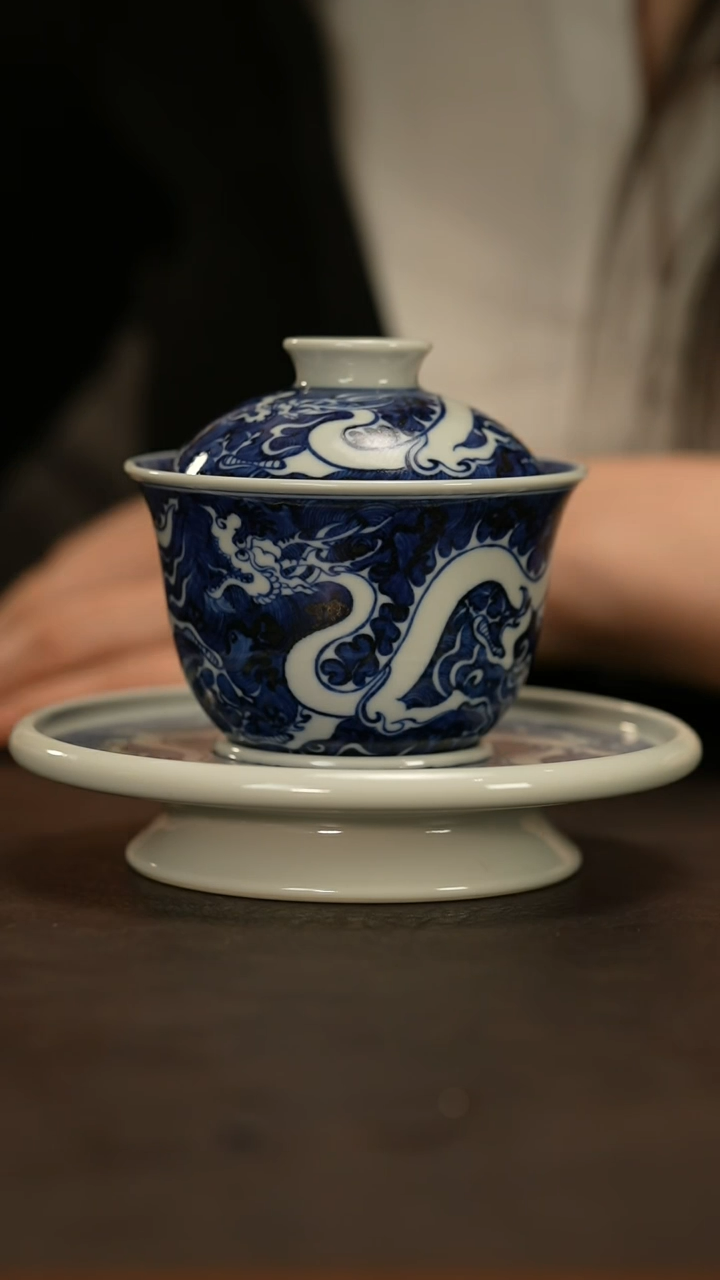 【闪购商品】瓷片占春生          