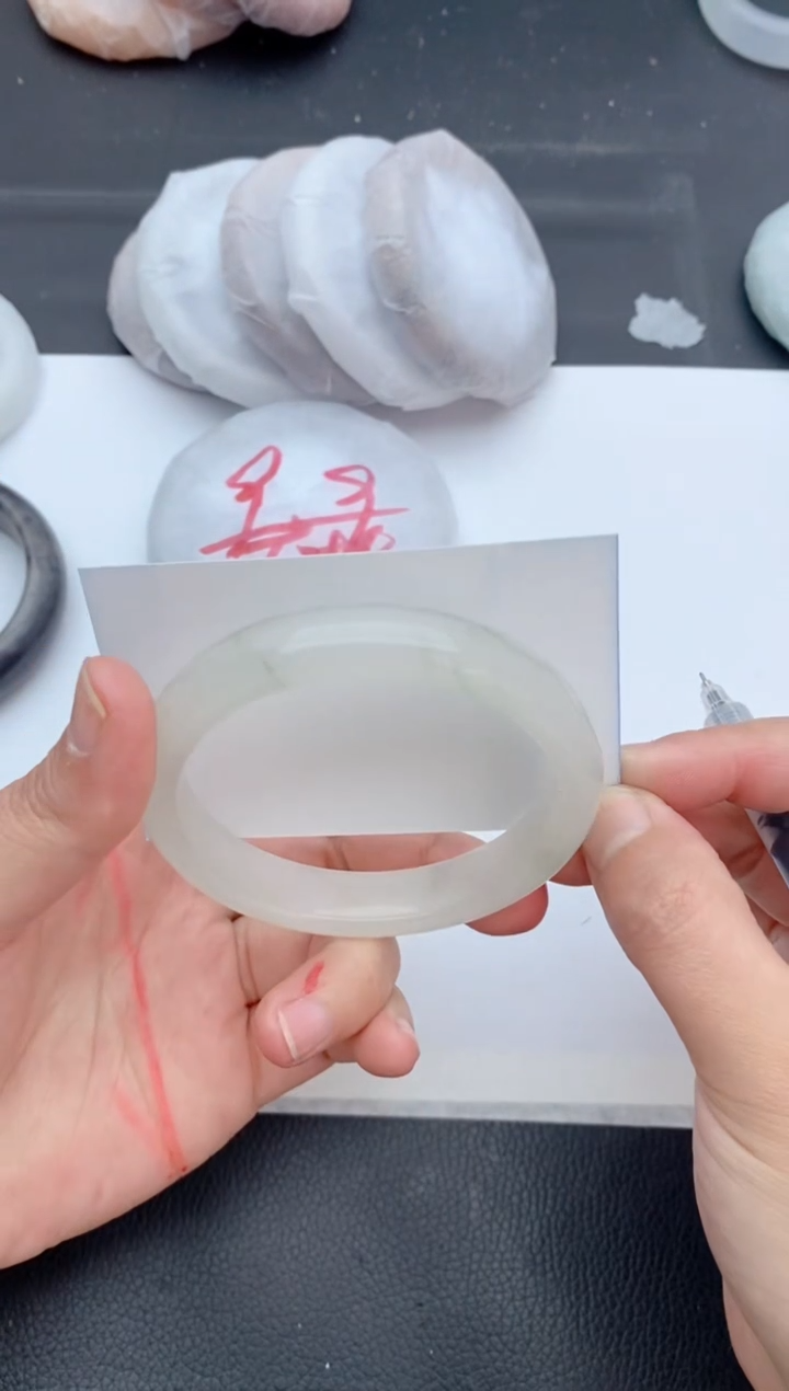 【闪购商品】石英质玉未镶嵌手镯228+58/59