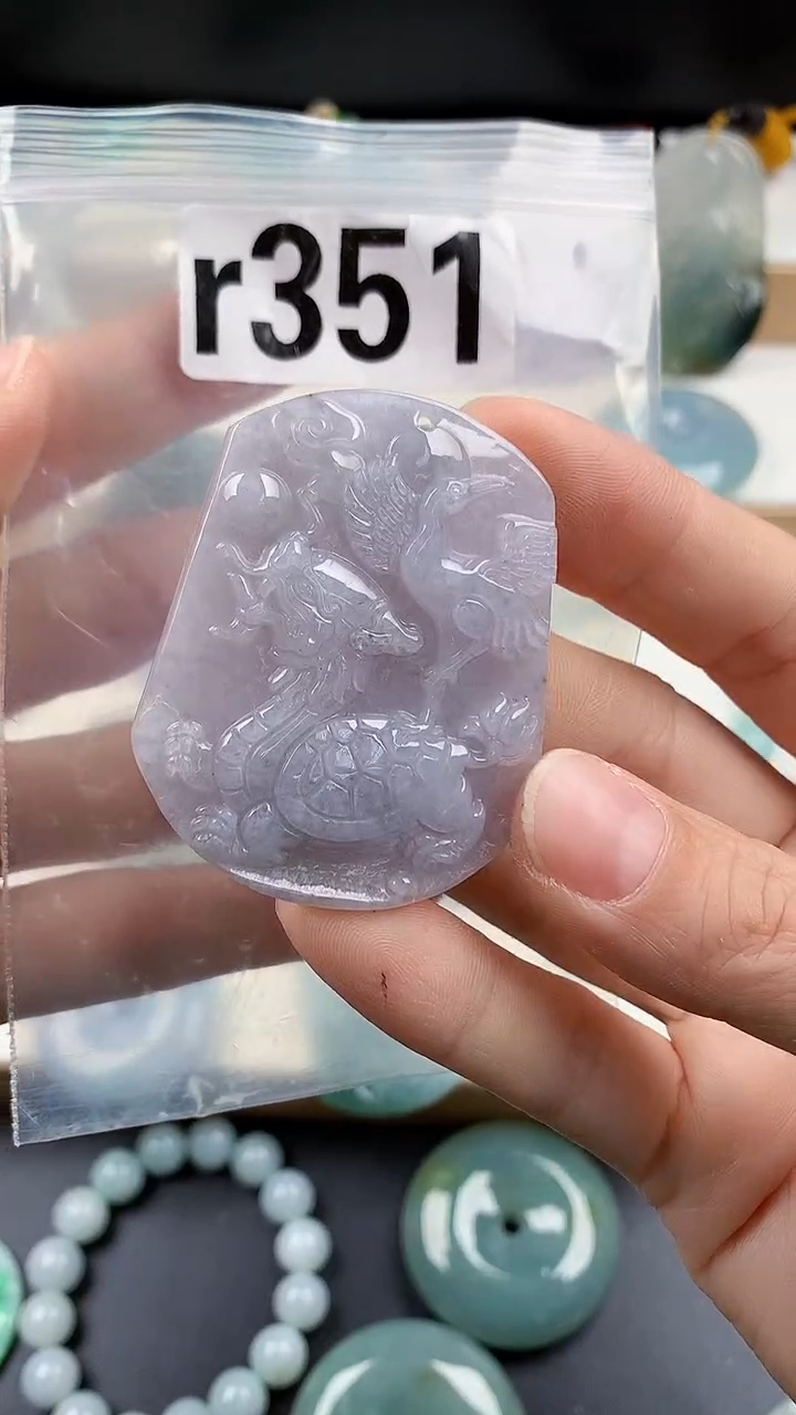 颈饰未镶嵌翡翠天然翡翠吊坠挂件