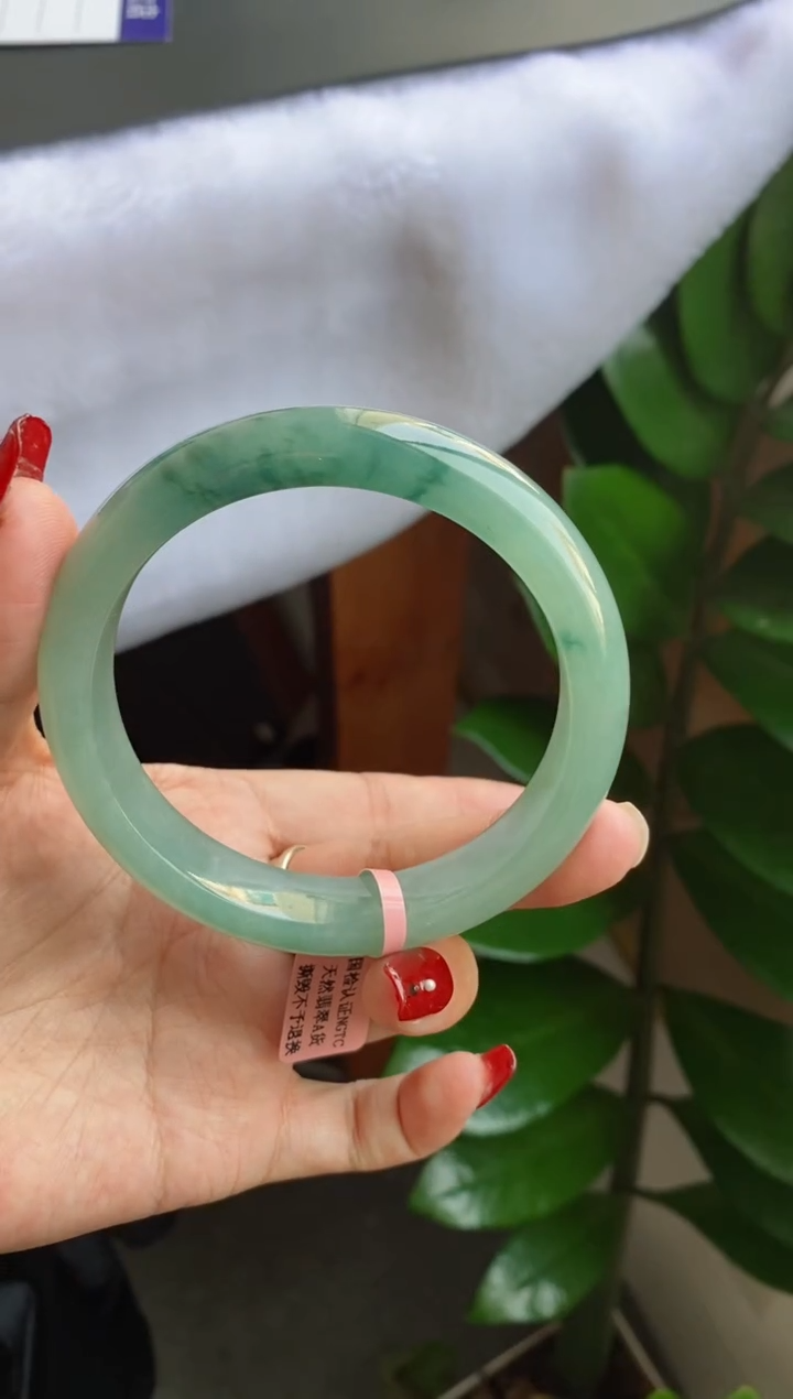 【闪购商品】翡翠手镯未镶嵌（老坑湖水绿飘花）17号