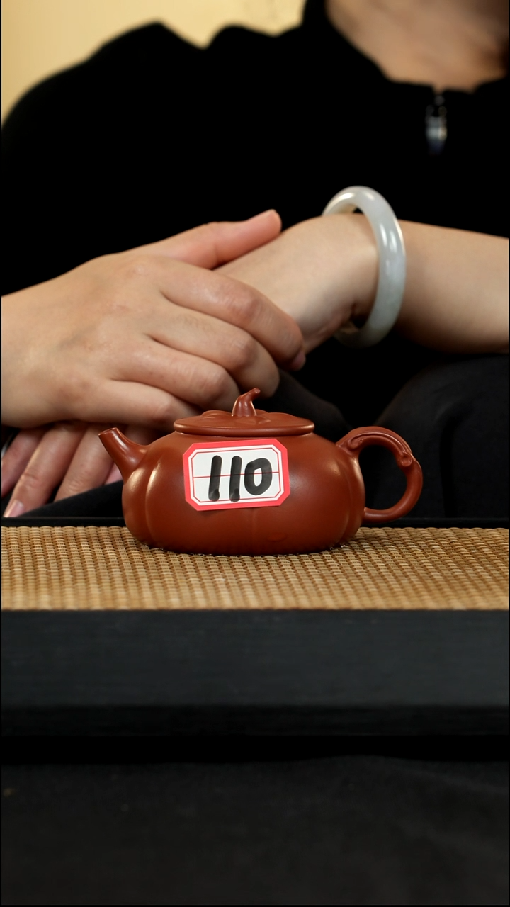 宜兴紫砂壶110无华