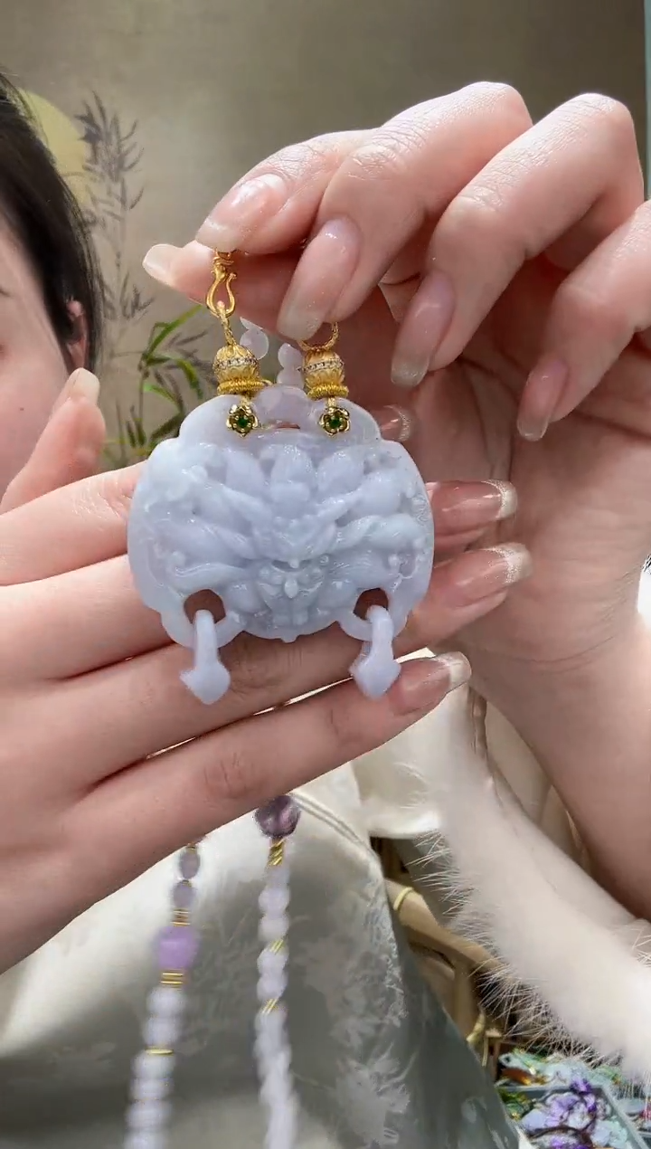 【闪购商品】翡翠颈饰未镶嵌吊坠