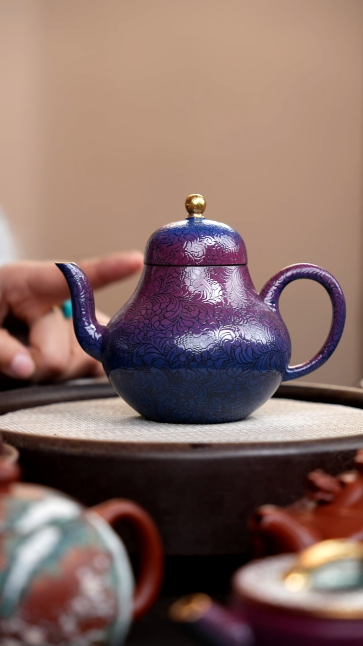 茶壶紫砂扒花大思婷蓝紫色