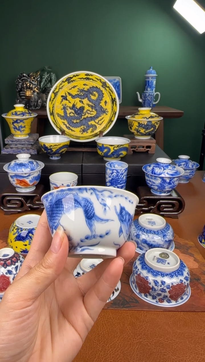 杯望月怀古。鱼藻杯杯