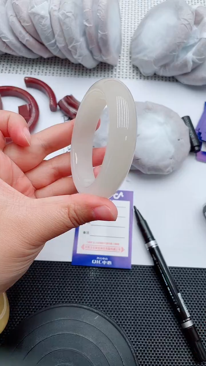 未镶嵌手镯石英质玉164-57-58