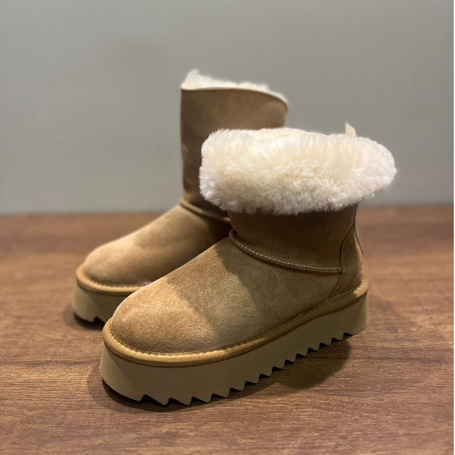 【帝朝阳】老款清仓6折！真皮全羊毛！长款！女士雪地靴厚底中长筒冬季