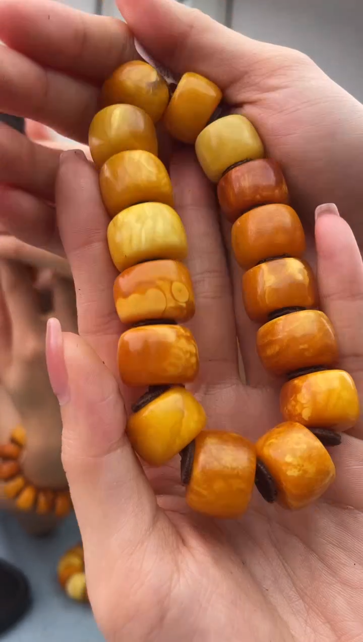 未镶嵌蜜蜡珠宝奇石054，18假一罚十多样性发其一