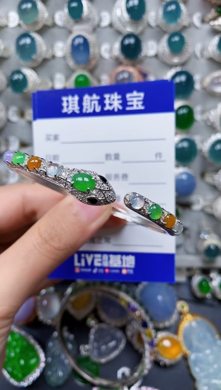 【闪购商品】翡翠手镯银S925镶嵌0263