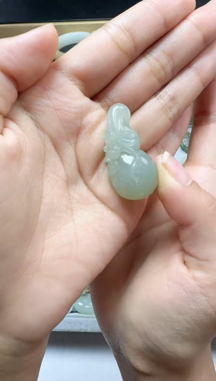 【闪购商品】和田玉颈饰未镶嵌葫芦 YY