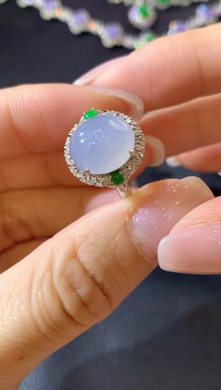 【闪购商品】翡翠18K金镶嵌戒指W85 多样性发货一件
