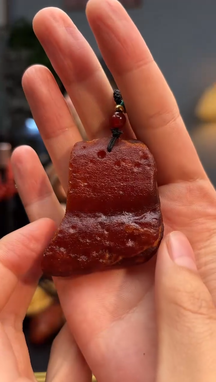 琥珀颈饰未镶嵌吊坠