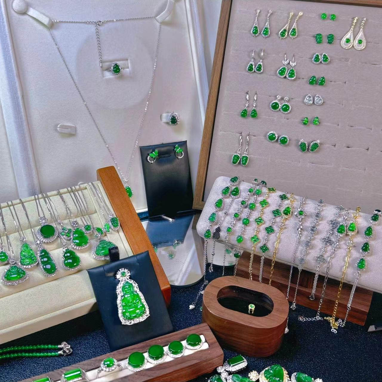 直播间爆款翡翠（下方链接）