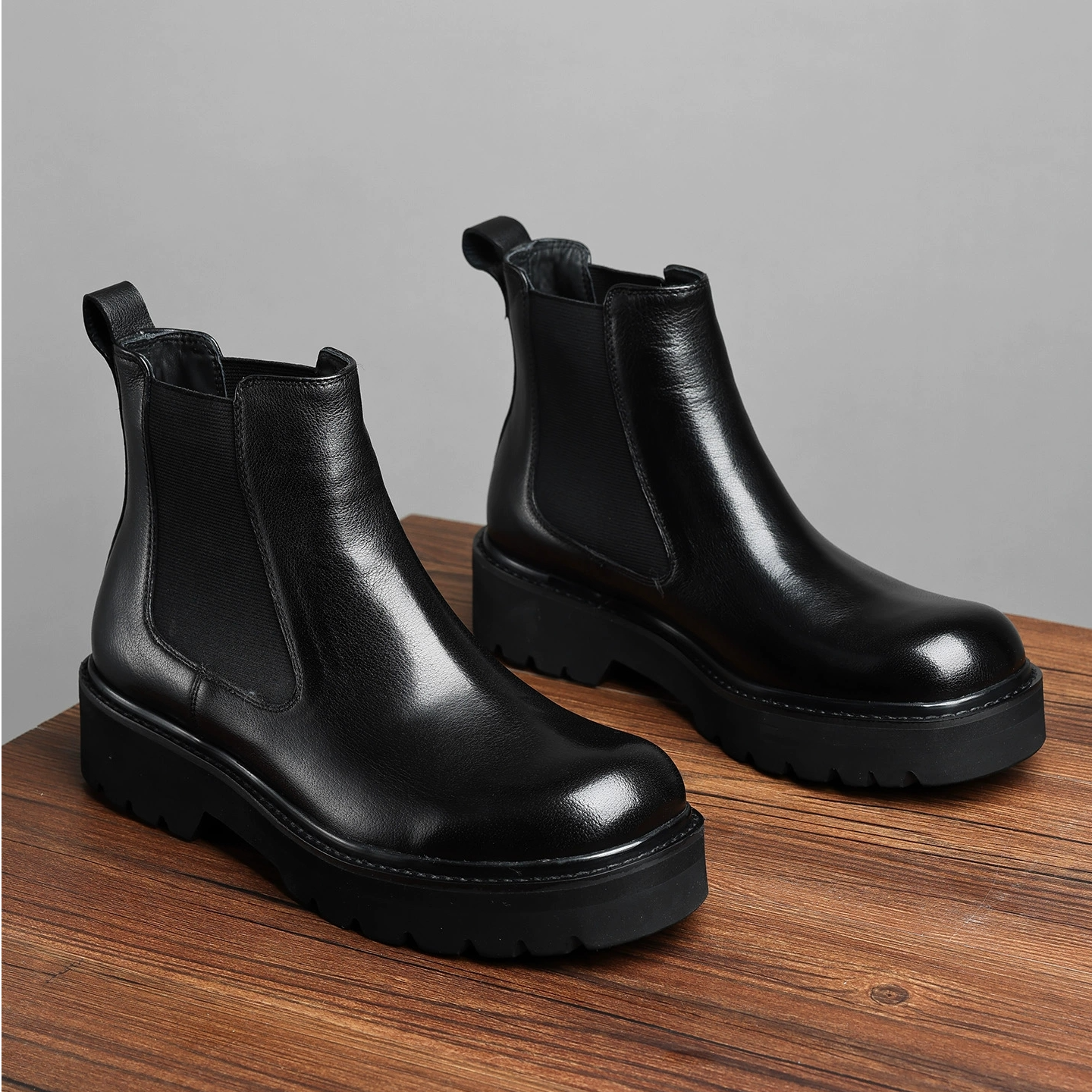 2025冬季新款英伦真皮切尔西靴男厚底增高短靴黑色商务休闲马丁靴