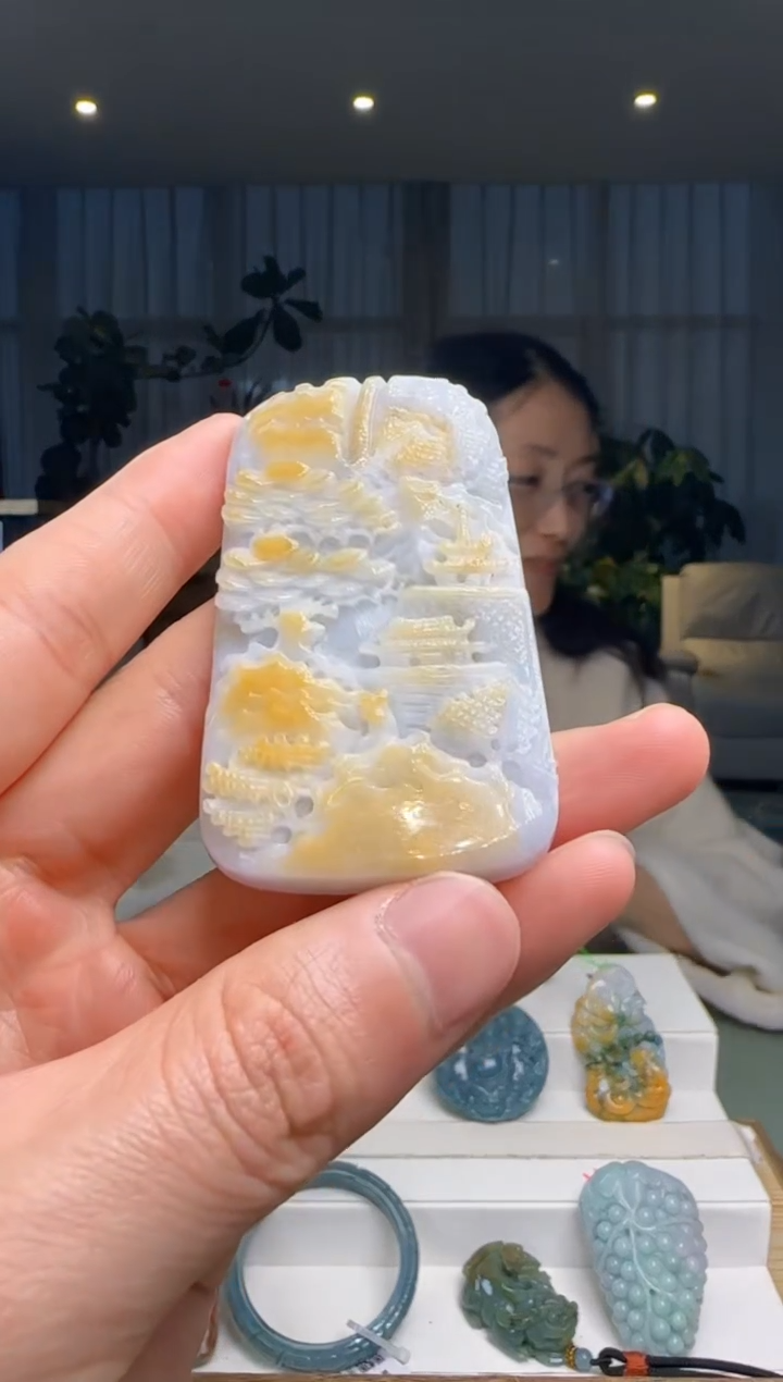 【闪购商品】翡翠吊坠(不含链)未镶嵌DY@@60B7J13555