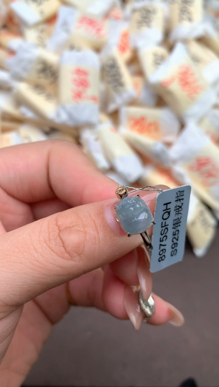 【闪购商品】翡翠银S925镶嵌戒指—