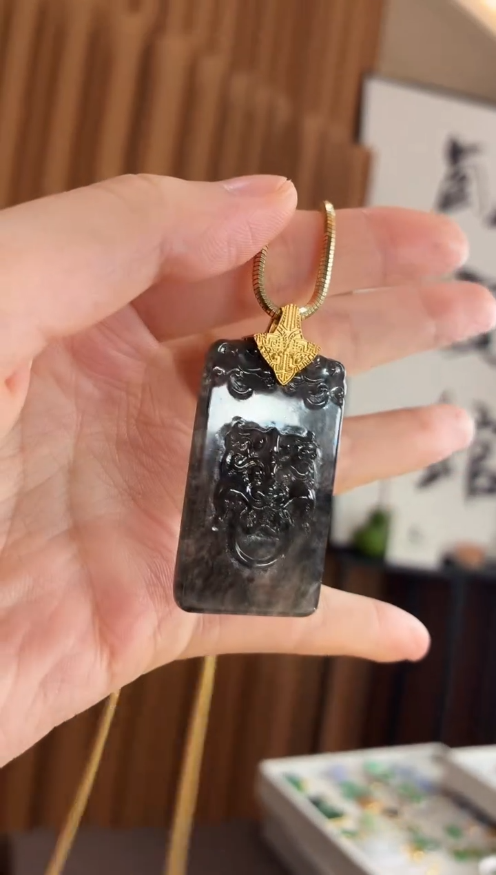 吊坠(不含链)18K金镶嵌翡翠吊坠