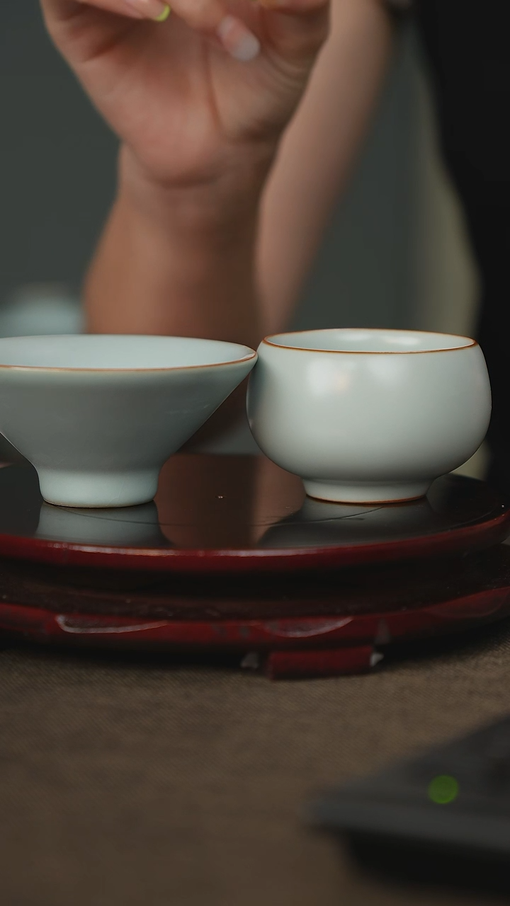 微瑕 汝瓷 主人杯一对