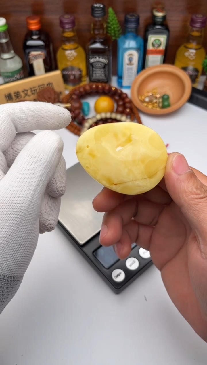 【闪购商品】琥珀裸石未镶嵌蜜蜡牌子