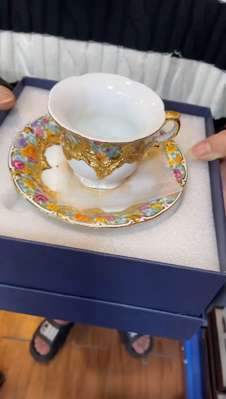 杯鸿辉家品牌瓷器，京东包邮！