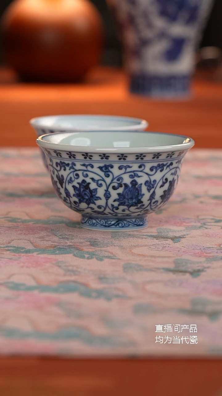 张哈哈陶瓷精选缠枝莲压手杯