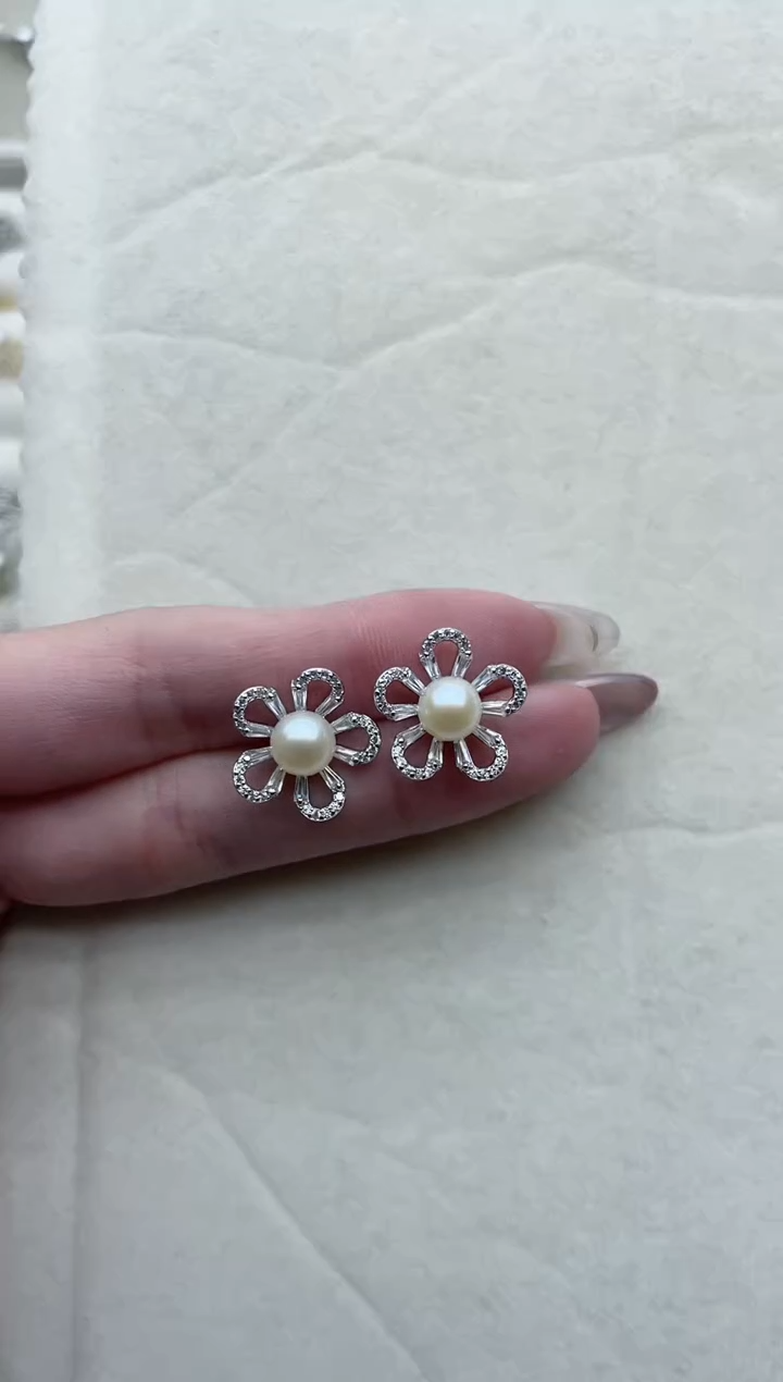 【闪购商品】淡水珍珠耳饰银S925镶嵌122