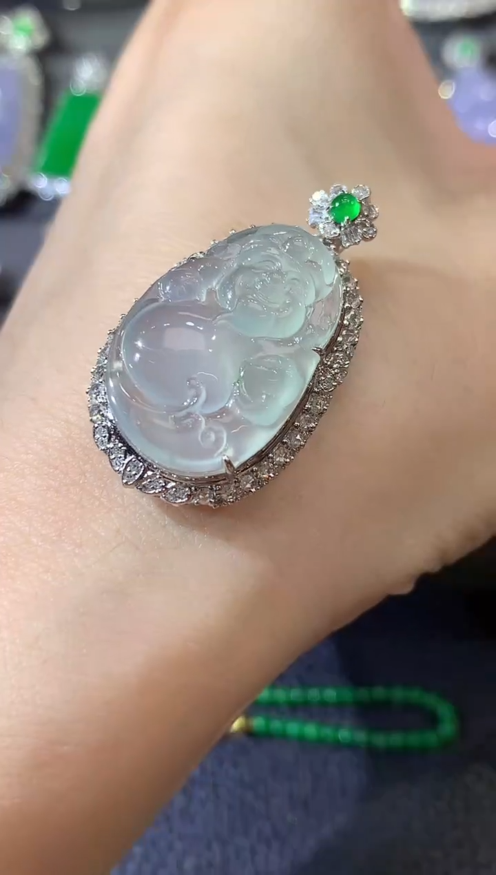 吊坠(不含链)18K金镶嵌翡翠C20