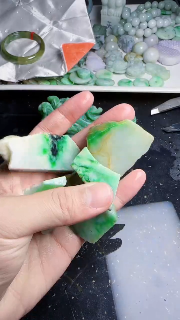 颈饰未镶嵌翡翠033