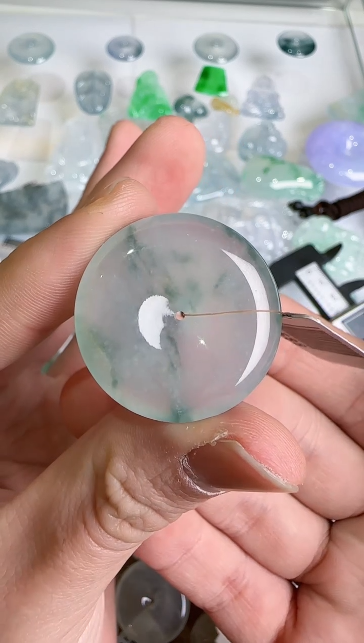 【闪购商品】翡翠吊坠(不含链)未镶嵌···